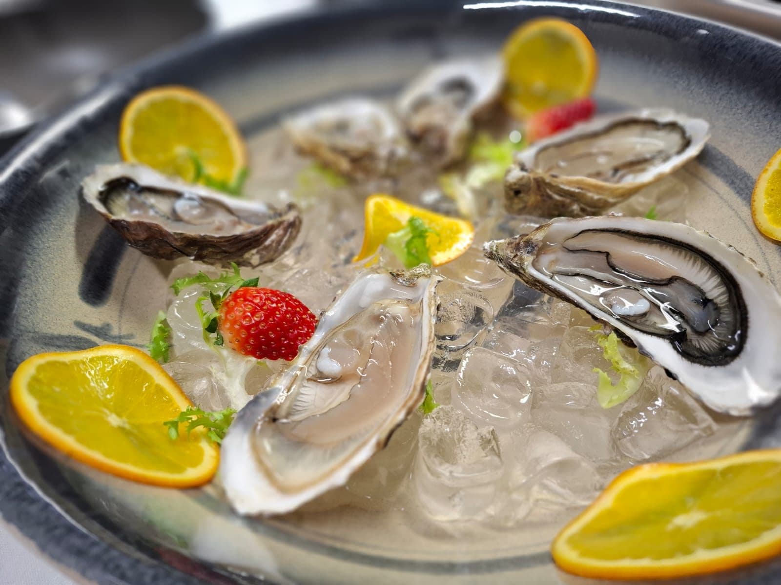 Selezione di ostriche fresche del ristorante Alexander
